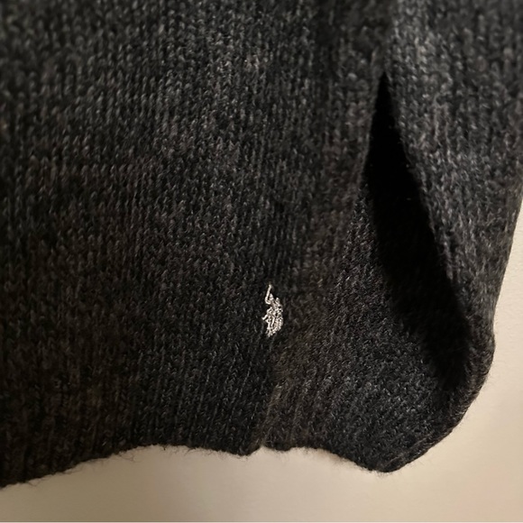 POLO Grey Jacquard Knit Sweater - Picture 2 of 6